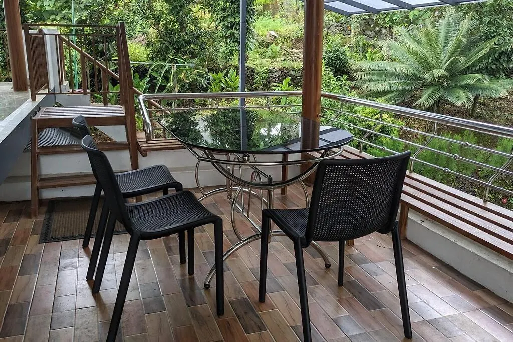 Pepper Glen Powathu Villa Idukki 0*,